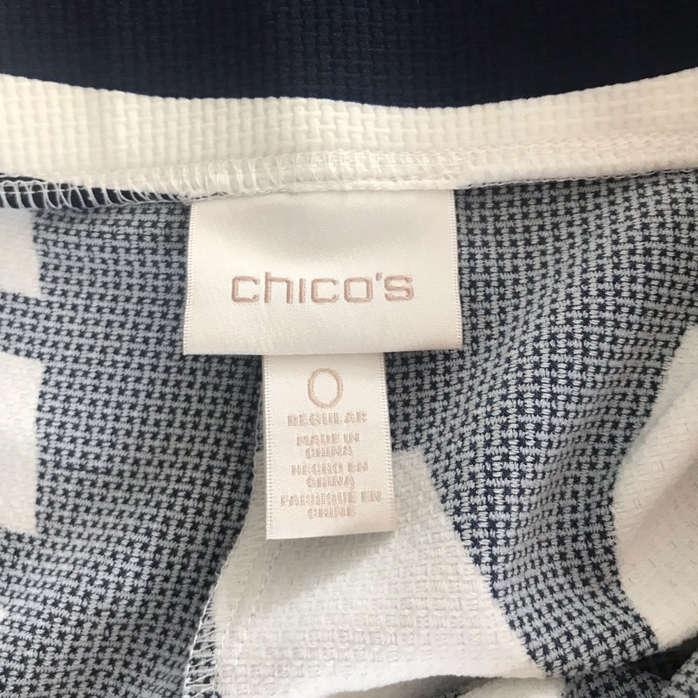 Chico's Black and White Abstract‎ Pants Size 0 - Picture 3 of 9